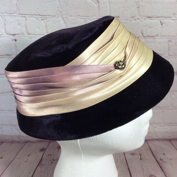 Vintage Purple Hat with Ombré Wrap and Rhinestone Accent - Picture 3 of 10